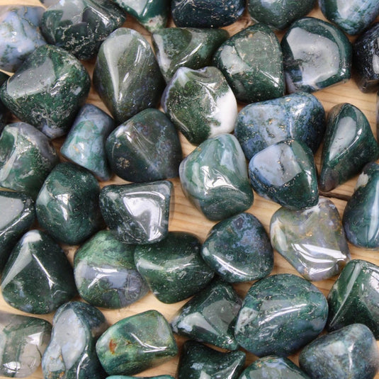 Moss Agate Close Up - Tumblestones - Keshet Crystals in Petersfield