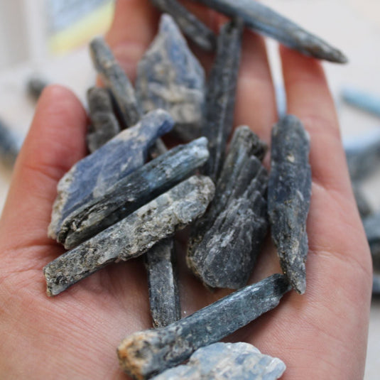 Small Raw Blue Kyanite Blade