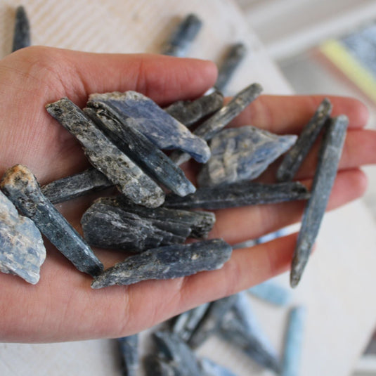 Small Raw Blue Kyanite Blade