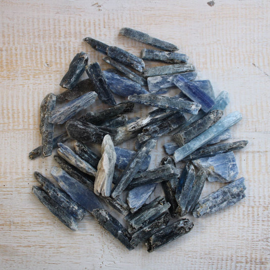 Small Raw Blue Kyanite Blade