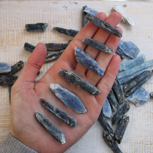 Small Raw Blue Kyanite Blade